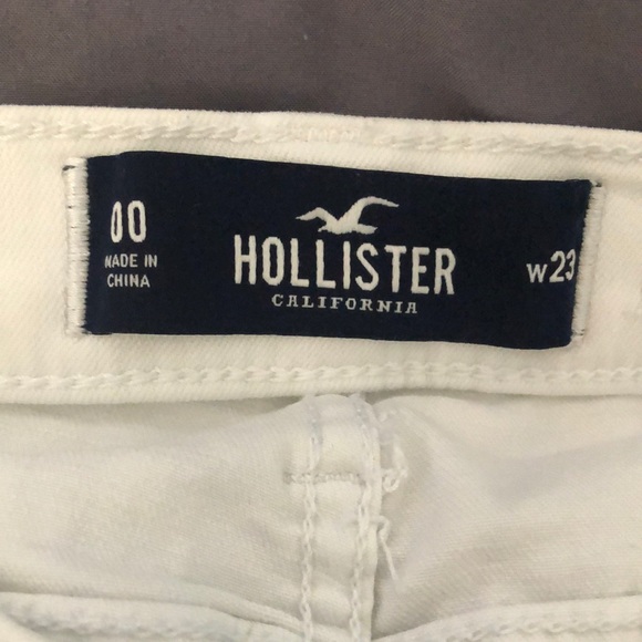 Size 00, White Ripped Hollister Jean Shorts - Picture 3 of 3